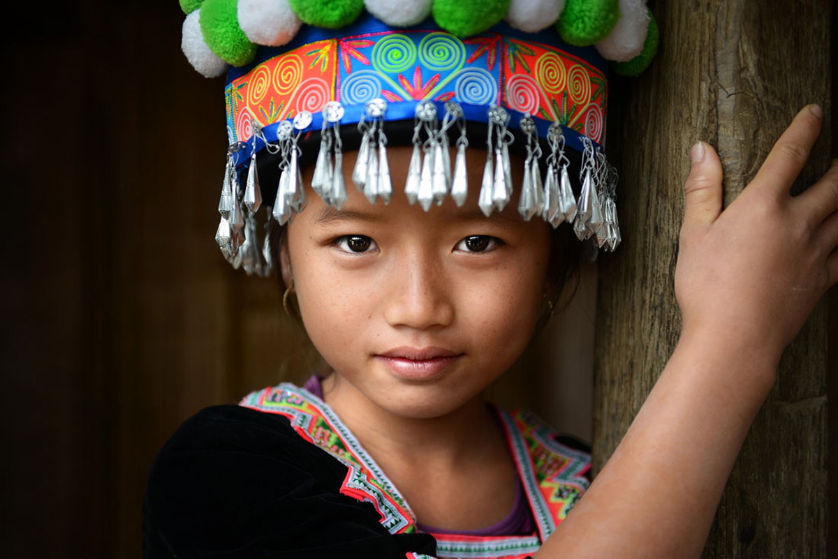 Hmong Nation WHO ARE THE HMONG? – Railway Café